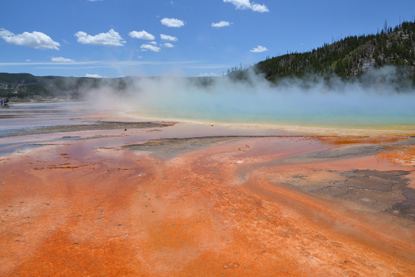Grand Prismatic Spring (Yellowstone N.P.) - Full color earth crisis